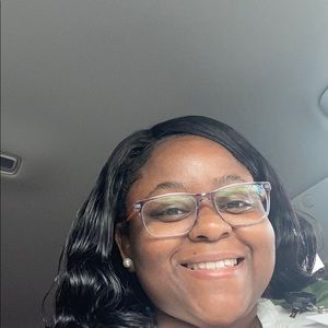 Meet your Posher, Deandrea